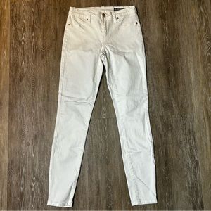 Blank NYC White Mercer Jeans Women’s Size 26 Stretch Comfort Skinny 28” Inseam
